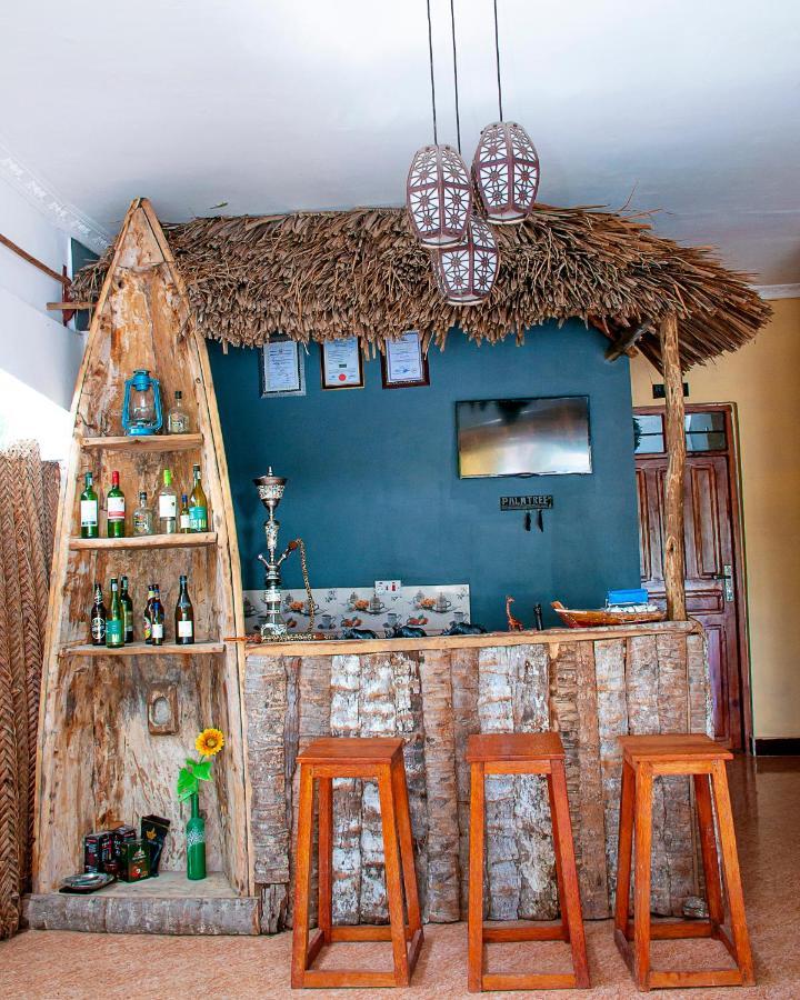 Palm Nungwi Bed and Breakfast Eksteriør billede